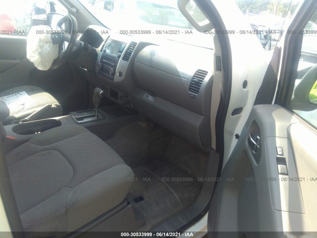 Photo 4 VIN: 1N6AD0ER6GN793475 - NISSAN FRONTIER 