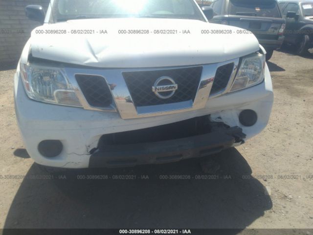 Photo 5 VIN: 1N6AD0ER7GN791282 - NISSAN FRONTIER 