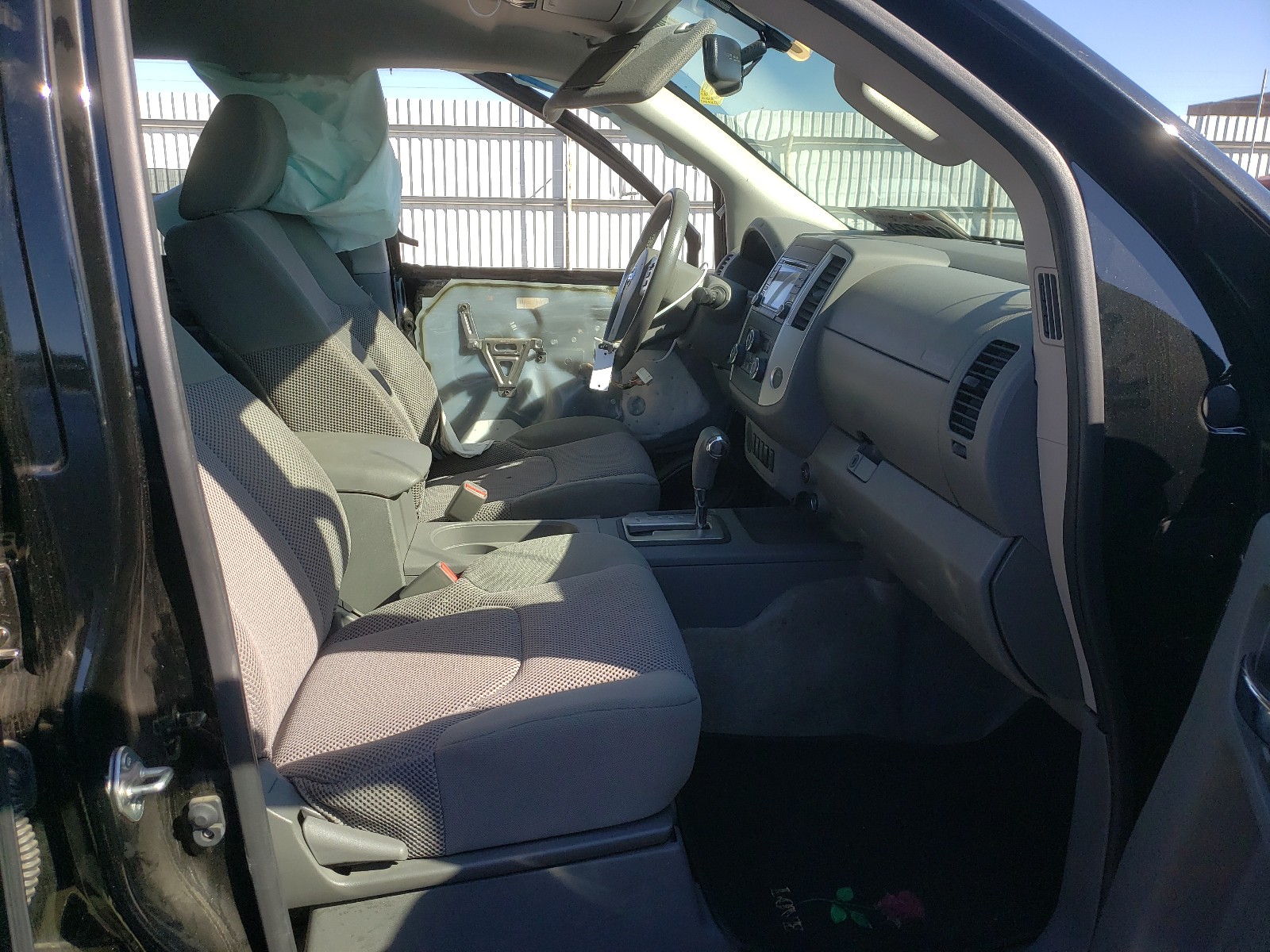 Photo 4 VIN: 1N6AD0ER7JN736435 - NISSAN FRONTIER S 