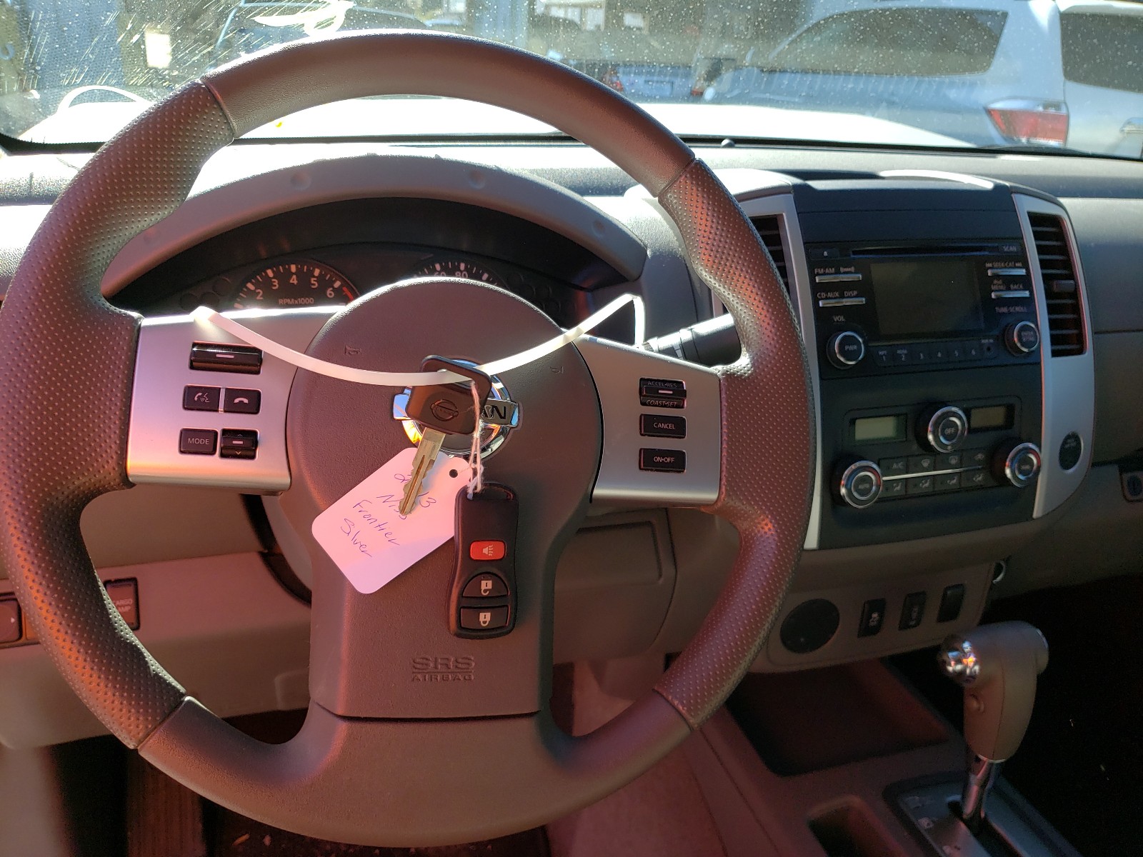 Photo 8 VIN: 1N6AD0ER8DN728817 - NISSAN FRONTIER S 