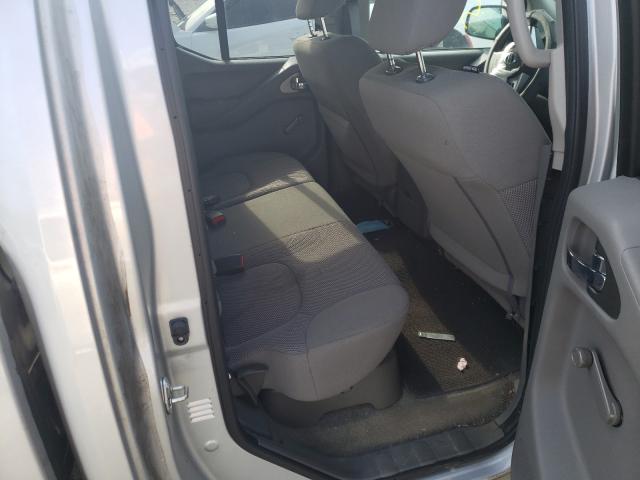 Photo 5 VIN: 1N6AD0ER8JN723550 - NISSAN FRONTIER S 