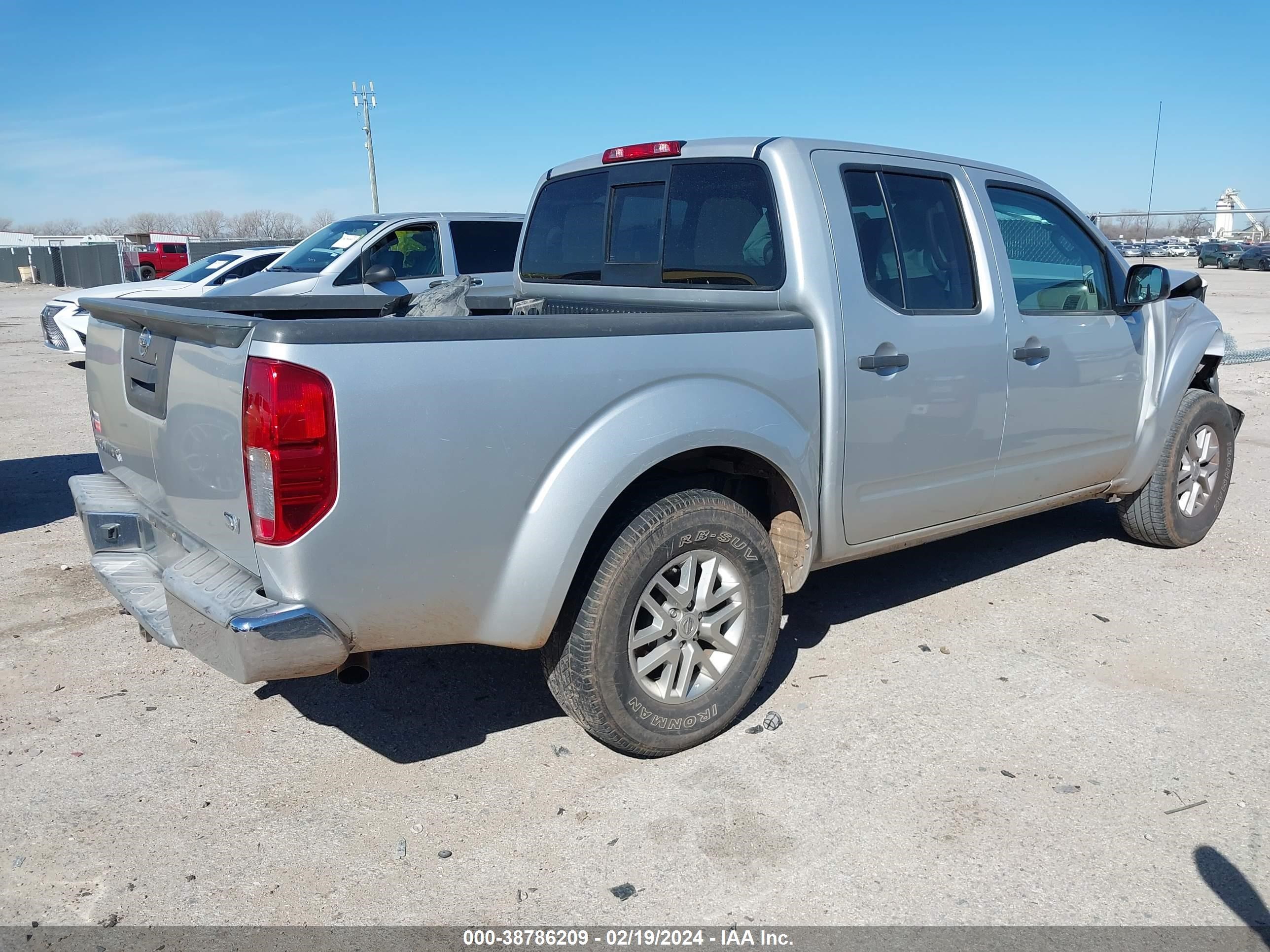 Photo 3 VIN: 1N6AD0ER9FN705310 - NISSAN NAVARA (FRONTIER) 