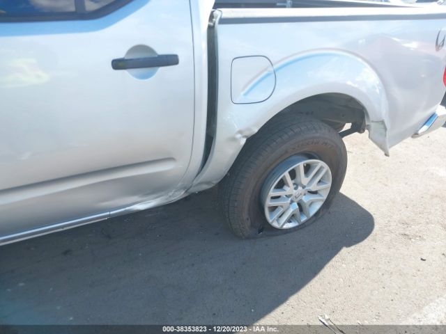 Photo 5 VIN: 1N6AD0ER9JN745671 - NISSAN FRONTIER 