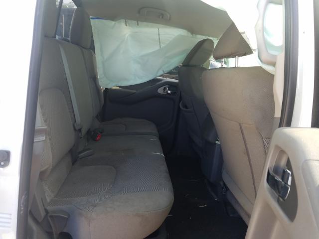 Photo 5 VIN: 1N6AD0ERXJN725266 - NISSAN FRONTIER S 