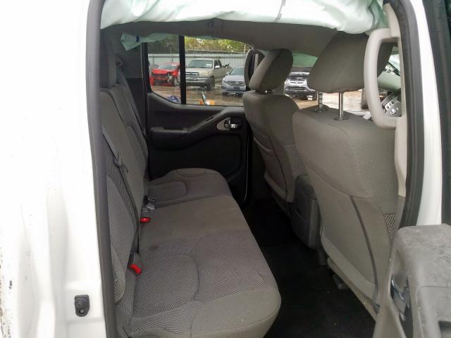 Photo 5 VIN: 1N6AD0ERXJN767209 - NISSAN FRONTIER S 