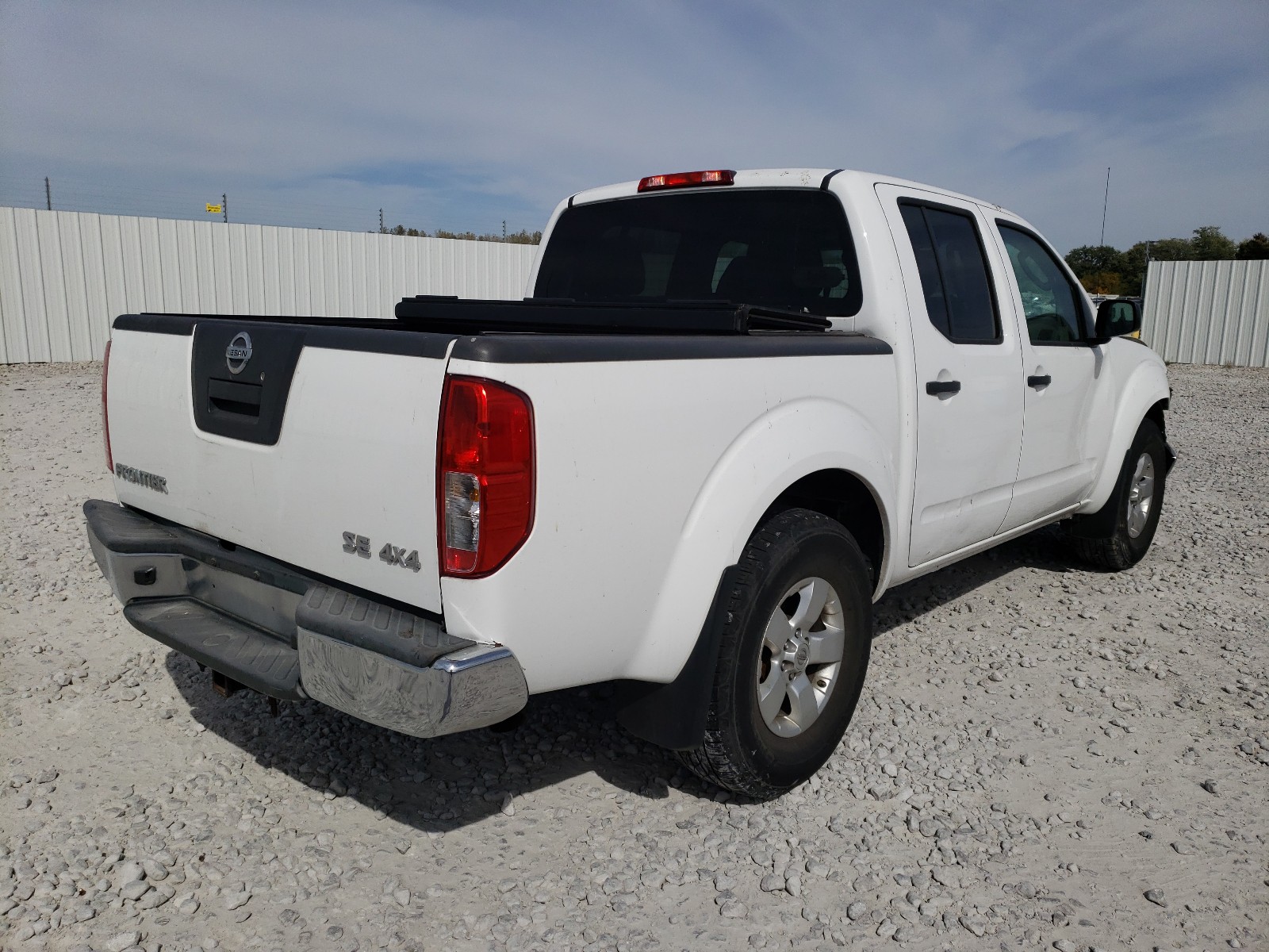 Photo 3 VIN: 1N6AD0EV1AC402250 - NISSAN FRONTIER C 