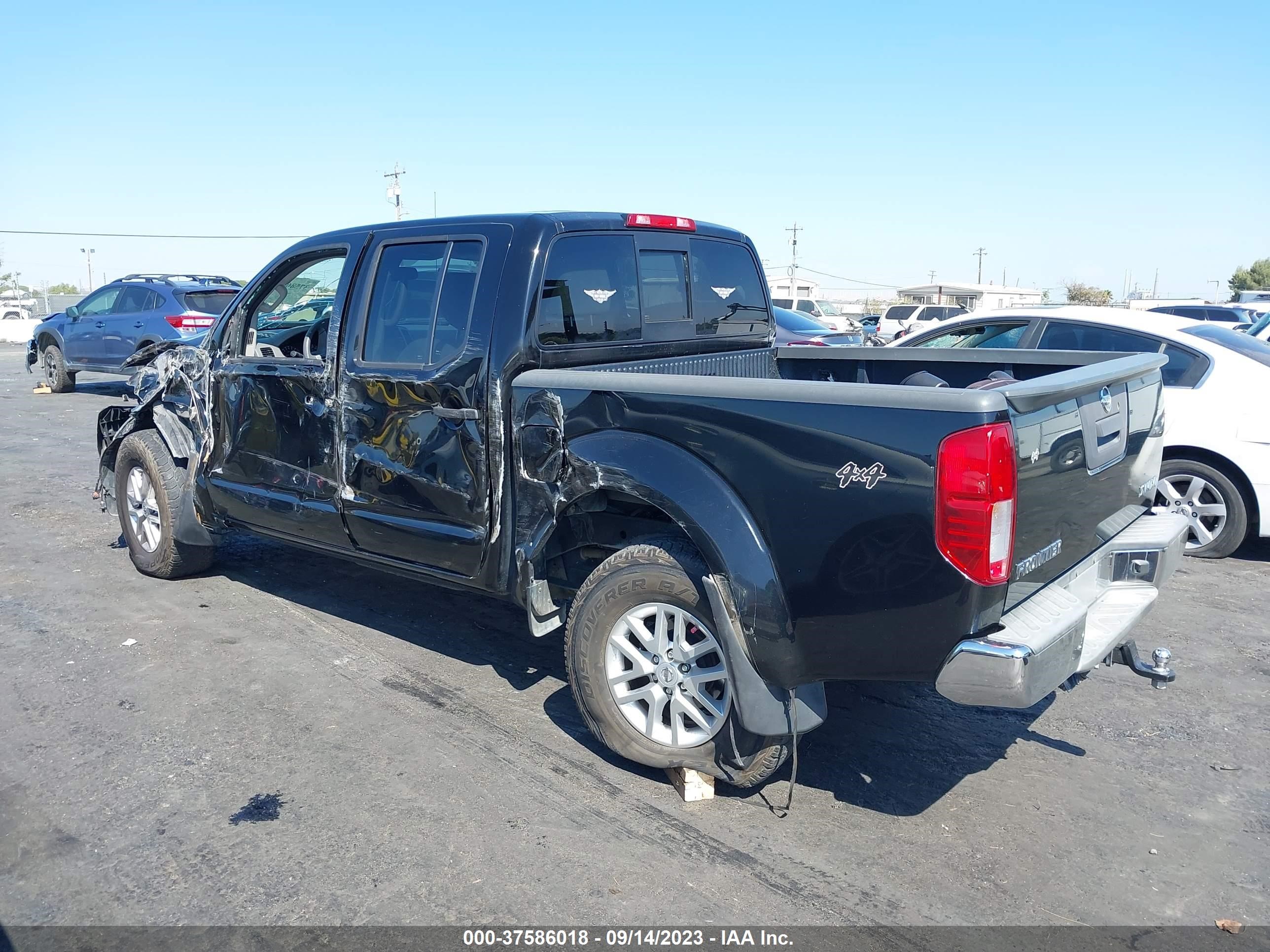 Photo 2 VIN: 1N6AD0EV3EN742364 - NISSAN NAVARA (FRONTIER) 