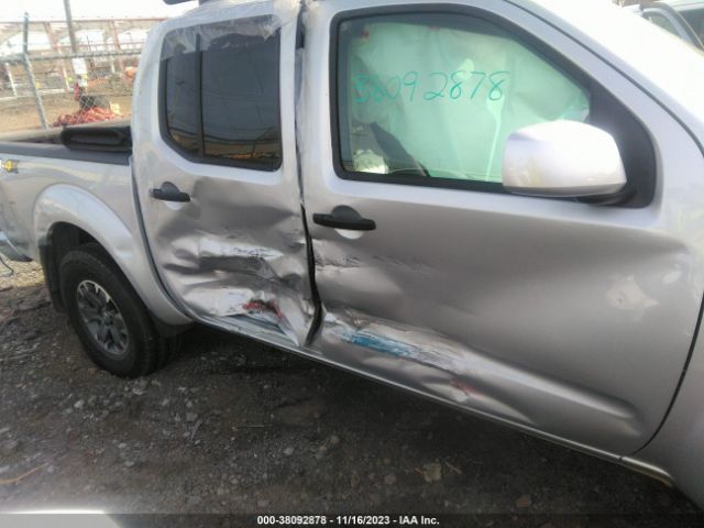 Photo 5 VIN: 1N6AD0EV4KN723821 - NISSAN FRONTIER 