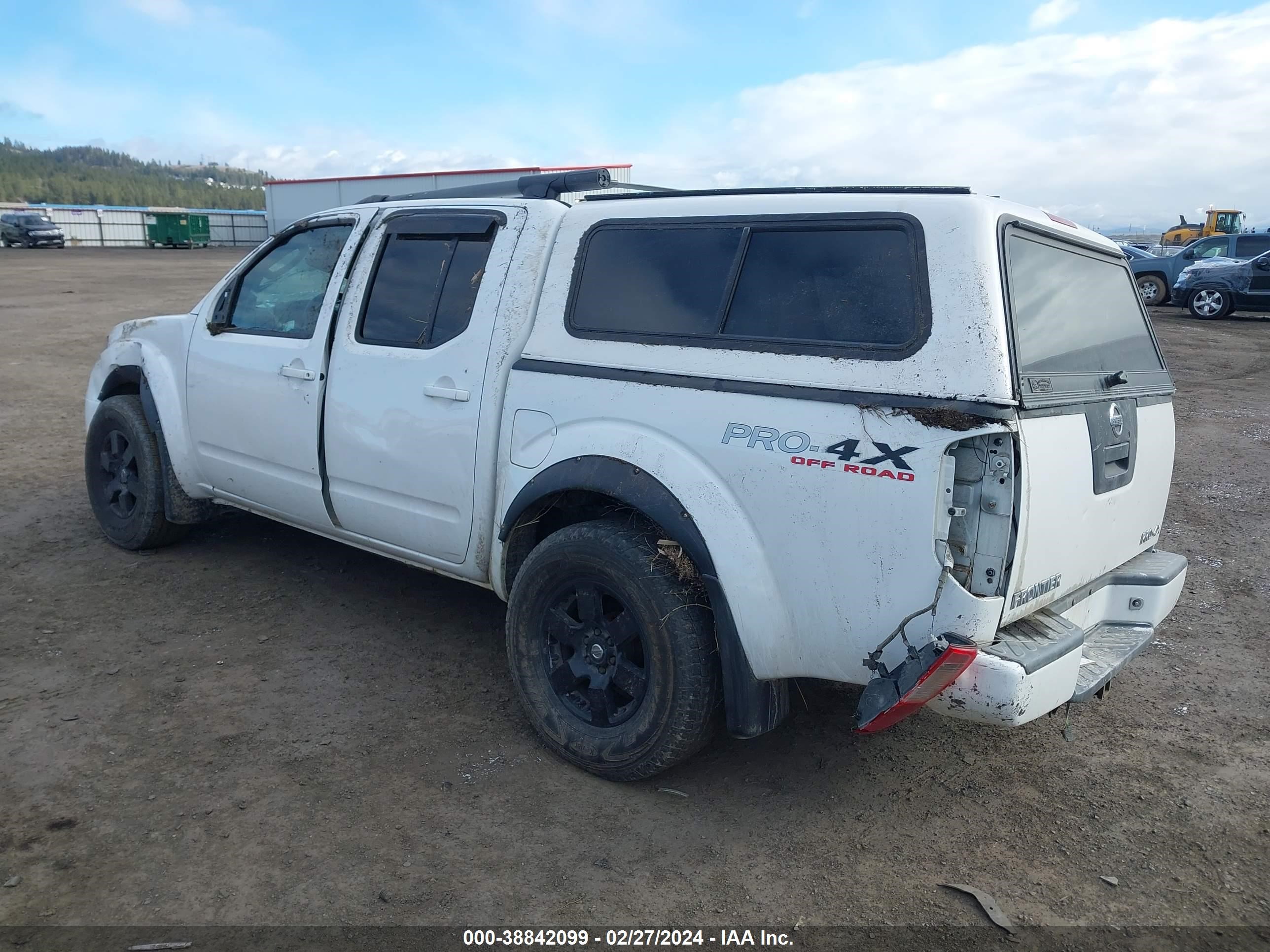 Photo 2 VIN: 1N6AD0EV5AC409928 - NISSAN NAVARA (FRONTIER) 