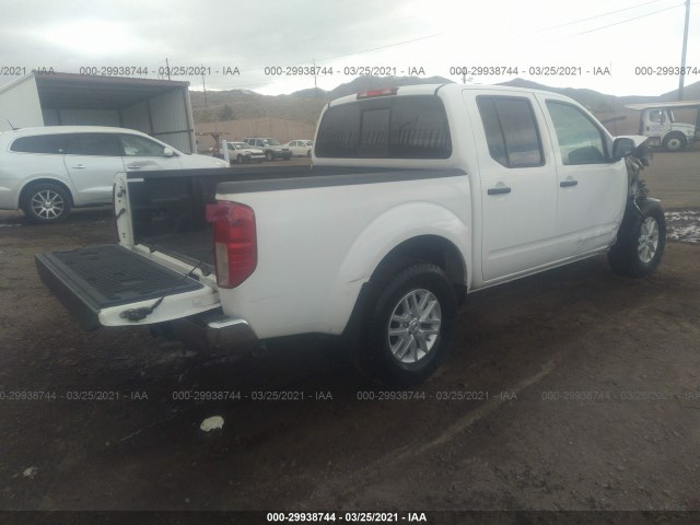 Photo 3 VIN: 1N6AD0EV5JN744837 - NISSAN FRONTIER 