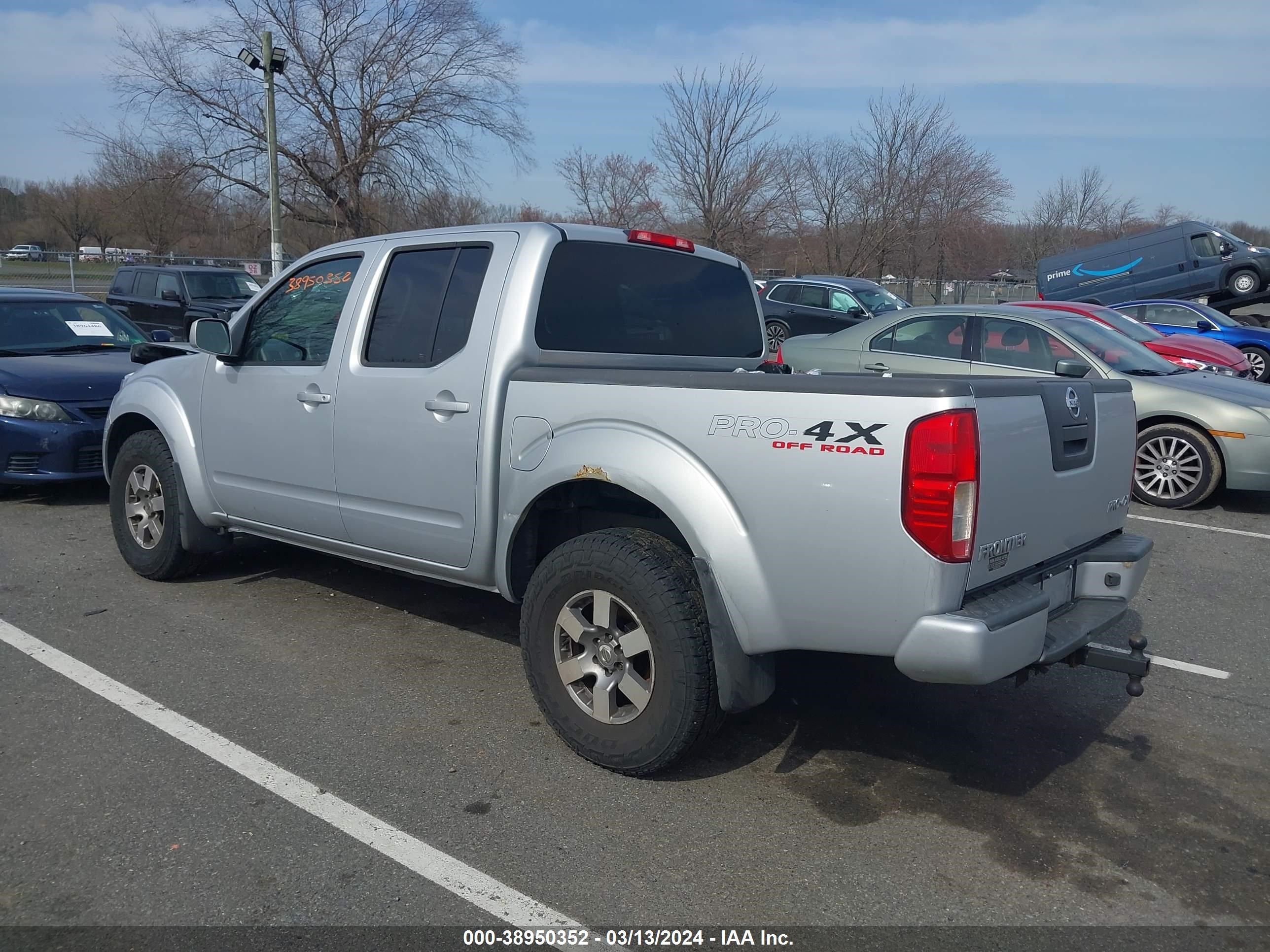 Photo 2 VIN: 1N6AD0EV7AC449542 - NISSAN NAVARA (FRONTIER) 