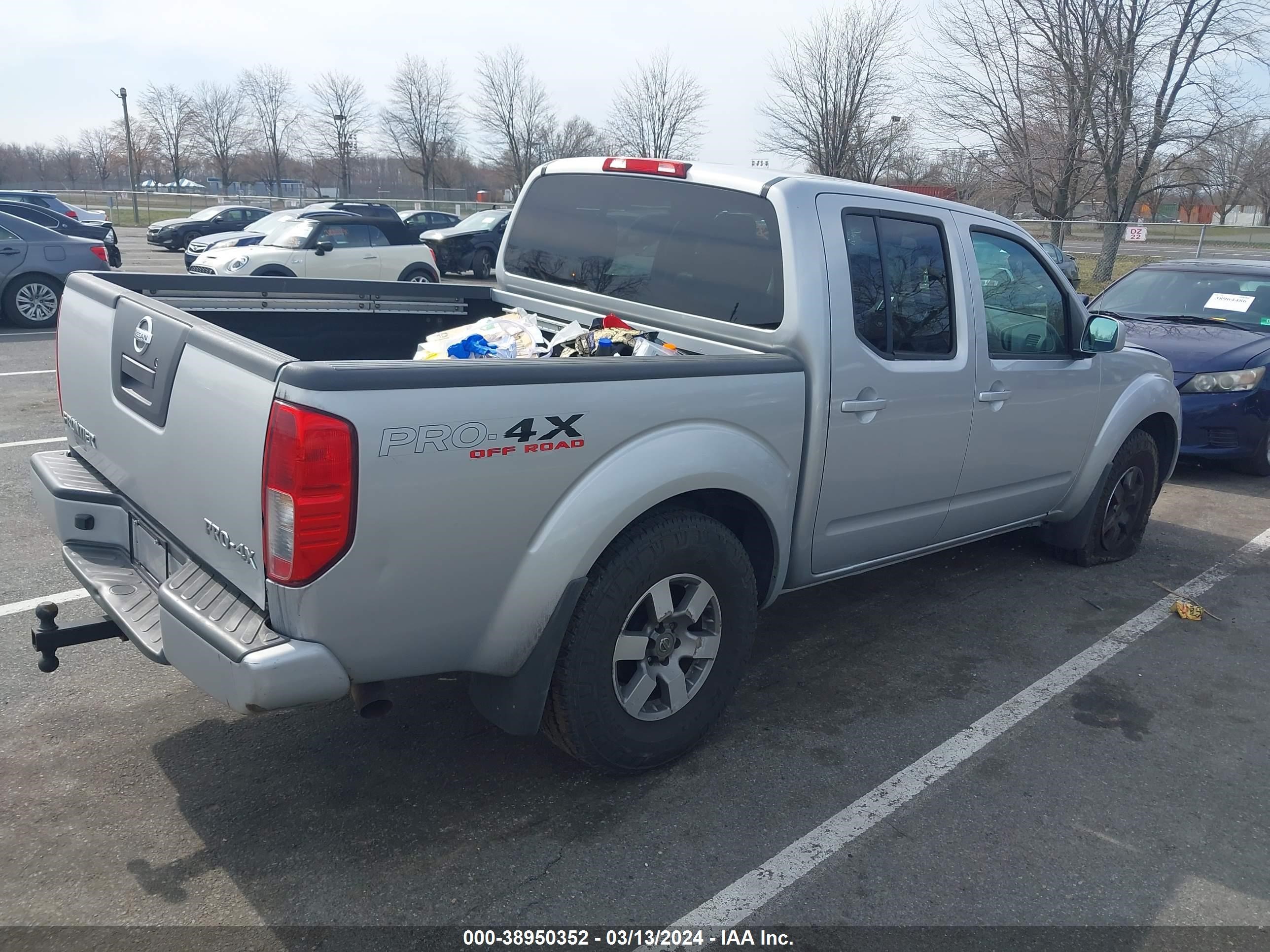 Photo 3 VIN: 1N6AD0EV7AC449542 - NISSAN NAVARA (FRONTIER) 