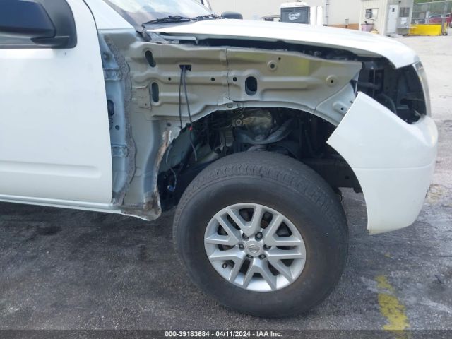 Photo 5 VIN: 1N6AD0EV7GN700928 - NISSAN FRONTIER 