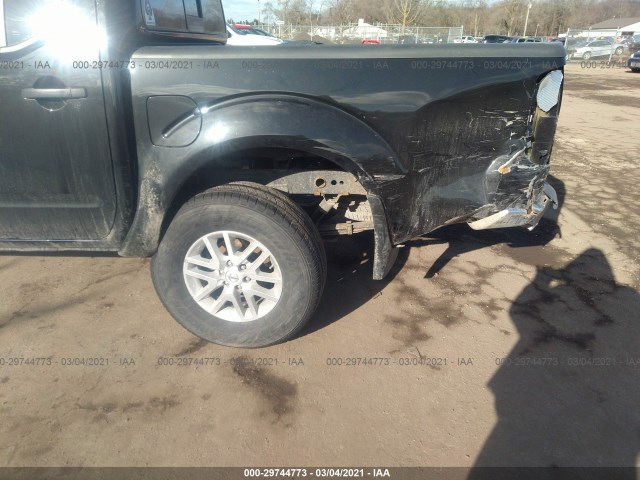 Photo 5 VIN: 1N6AD0EV7JN769576 - NISSAN FRONTIER 