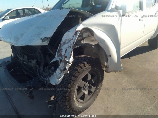 Photo 5 VIN: 1N6AD0EVXBC444000 - NISSAN FRONTIER 