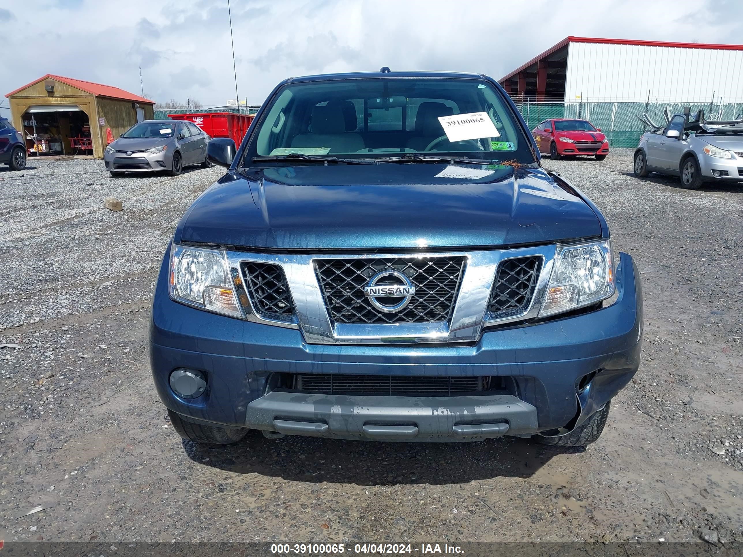 Photo 11 VIN: 1N6AD0EVXGN755776 - NISSAN FRONTIER 