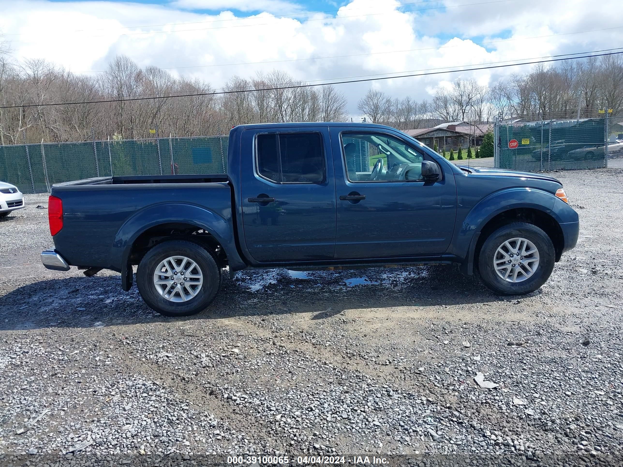 Photo 12 VIN: 1N6AD0EVXGN755776 - NISSAN FRONTIER 