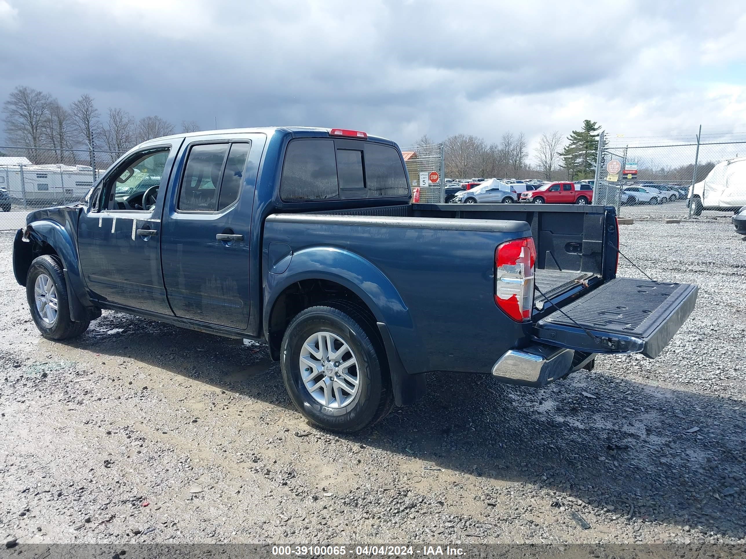 Photo 2 VIN: 1N6AD0EVXGN755776 - NISSAN FRONTIER 