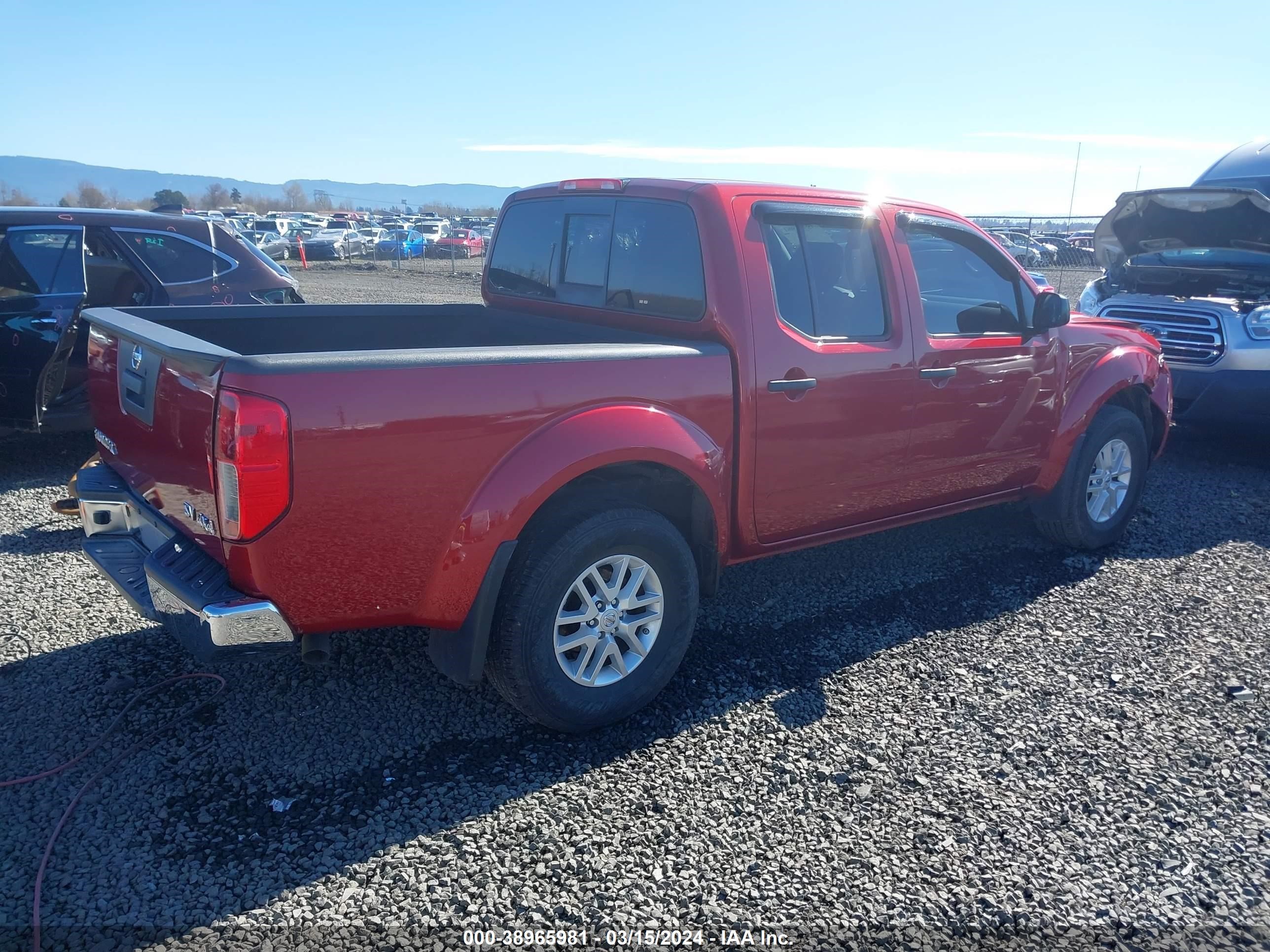 Photo 3 VIN: 1N6AD0EVXJN715561 - NISSAN NAVARA (FRONTIER) 