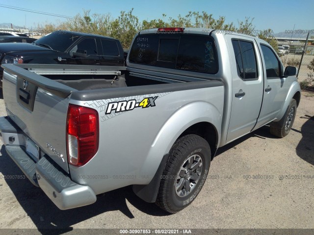 Photo 3 VIN: 1N6AD0EVXJN723563 - NISSAN FRONTIER 