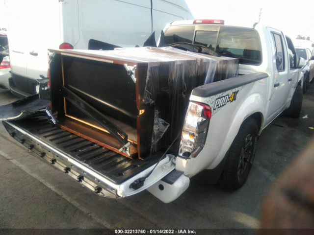 Photo 3 VIN: 1N6AD0EVXJN735678 - NISSAN FRONTIER 