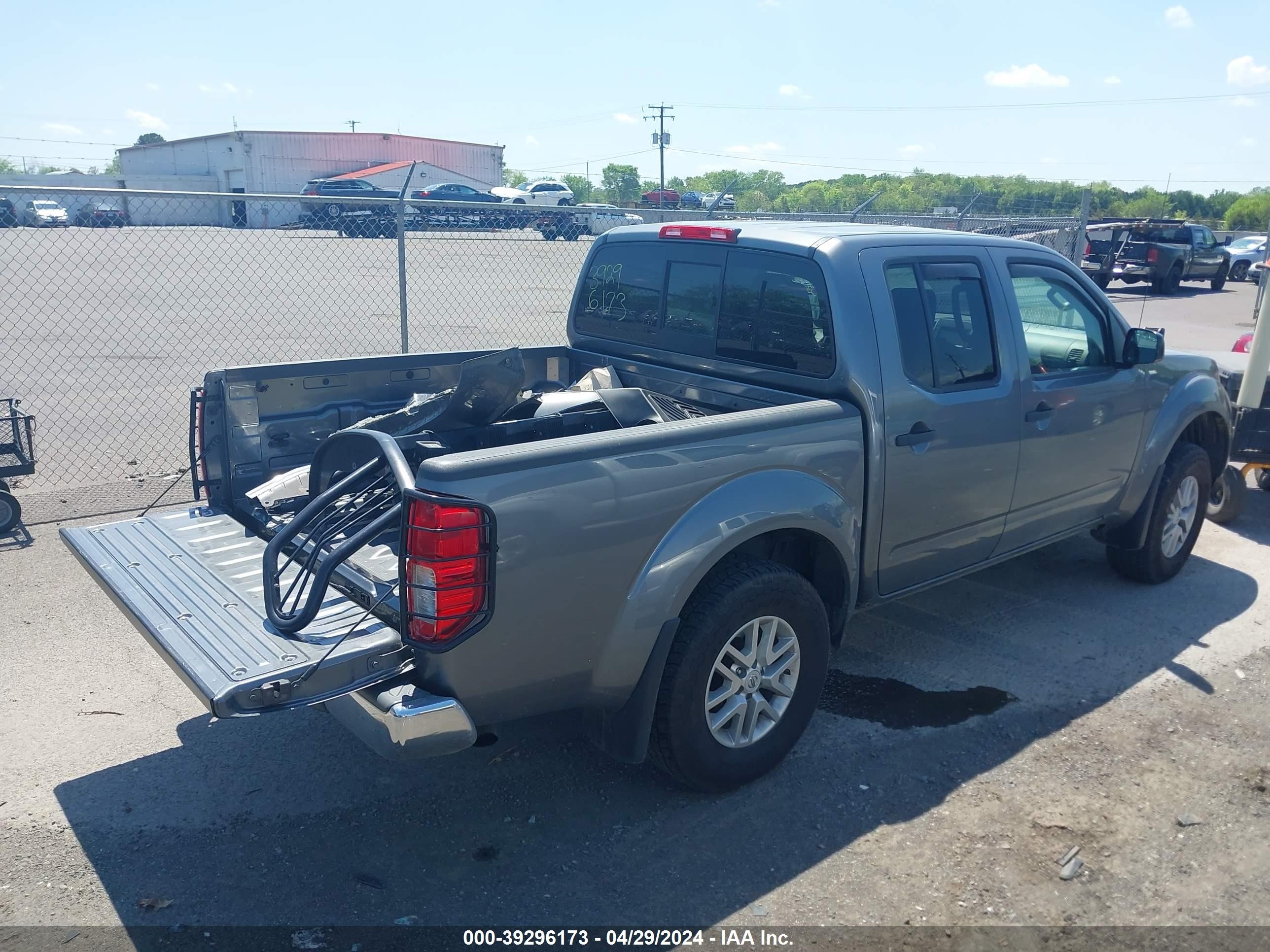 Photo 3 VIN: 1N6AD0EVXKN755043 - NISSAN NAVARA (FRONTIER) 