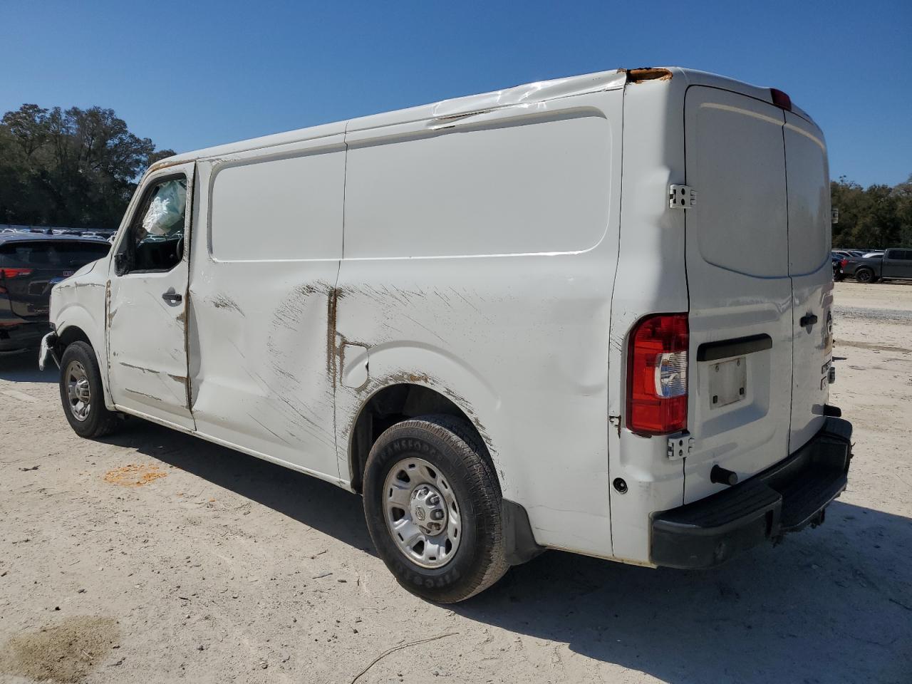 Photo 1 VIN: 1N6AF0KY0EN105716 - NISSAN NV 