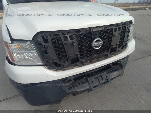 Photo 5 VIN: 1N6AF0KY1CN111862 - NISSAN NV 