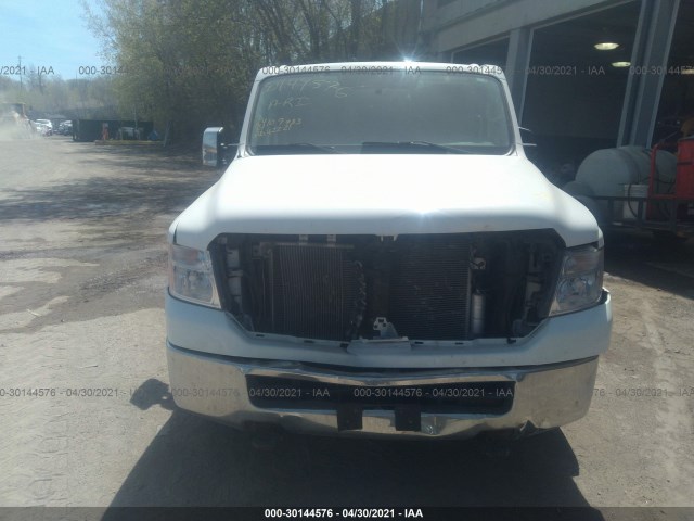 Photo 5 VIN: 1N6AF0KY1HN804308 - NISSAN NV CARGO 