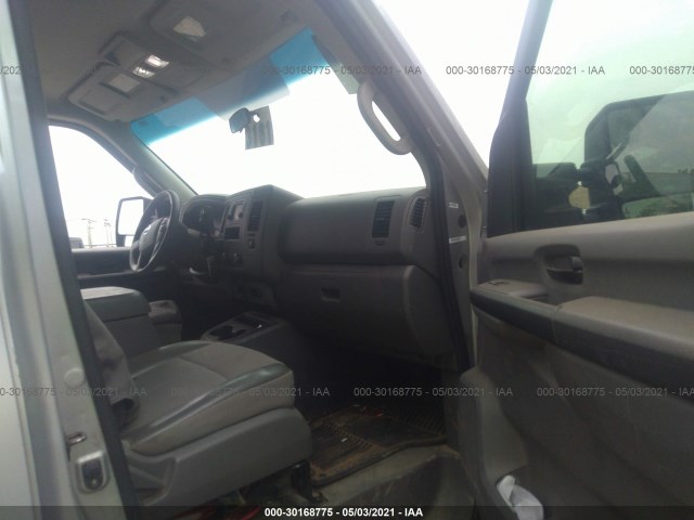 Photo 4 VIN: 1N6AF0KY6EN104859 - NISSAN NV 