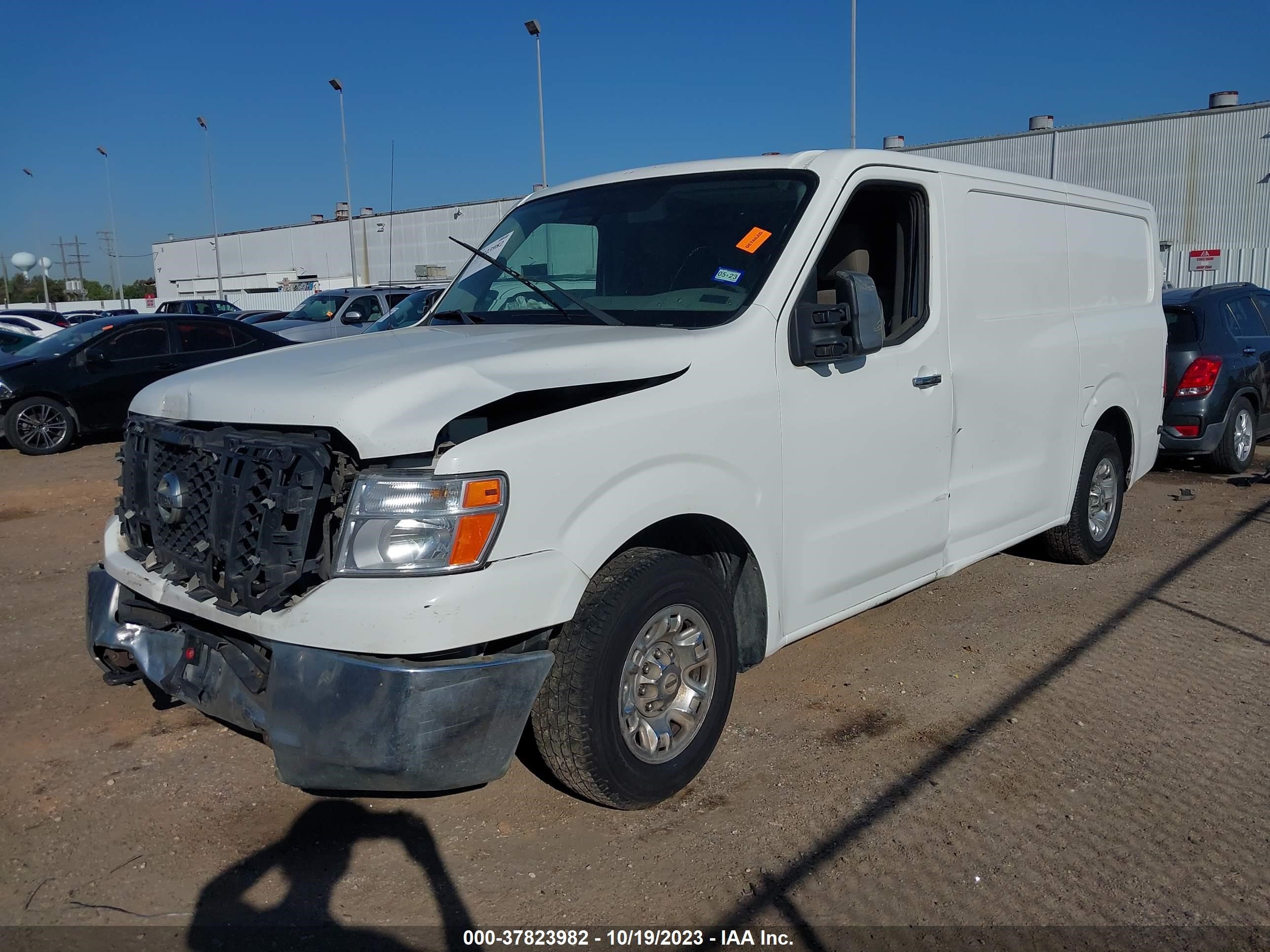 Photo 1 VIN: 1N6AF0KYXGN808467 - NISSAN NV 