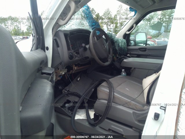 Photo 4 VIN: 1N6AF0LX1EN101079 - NISSAN NV 