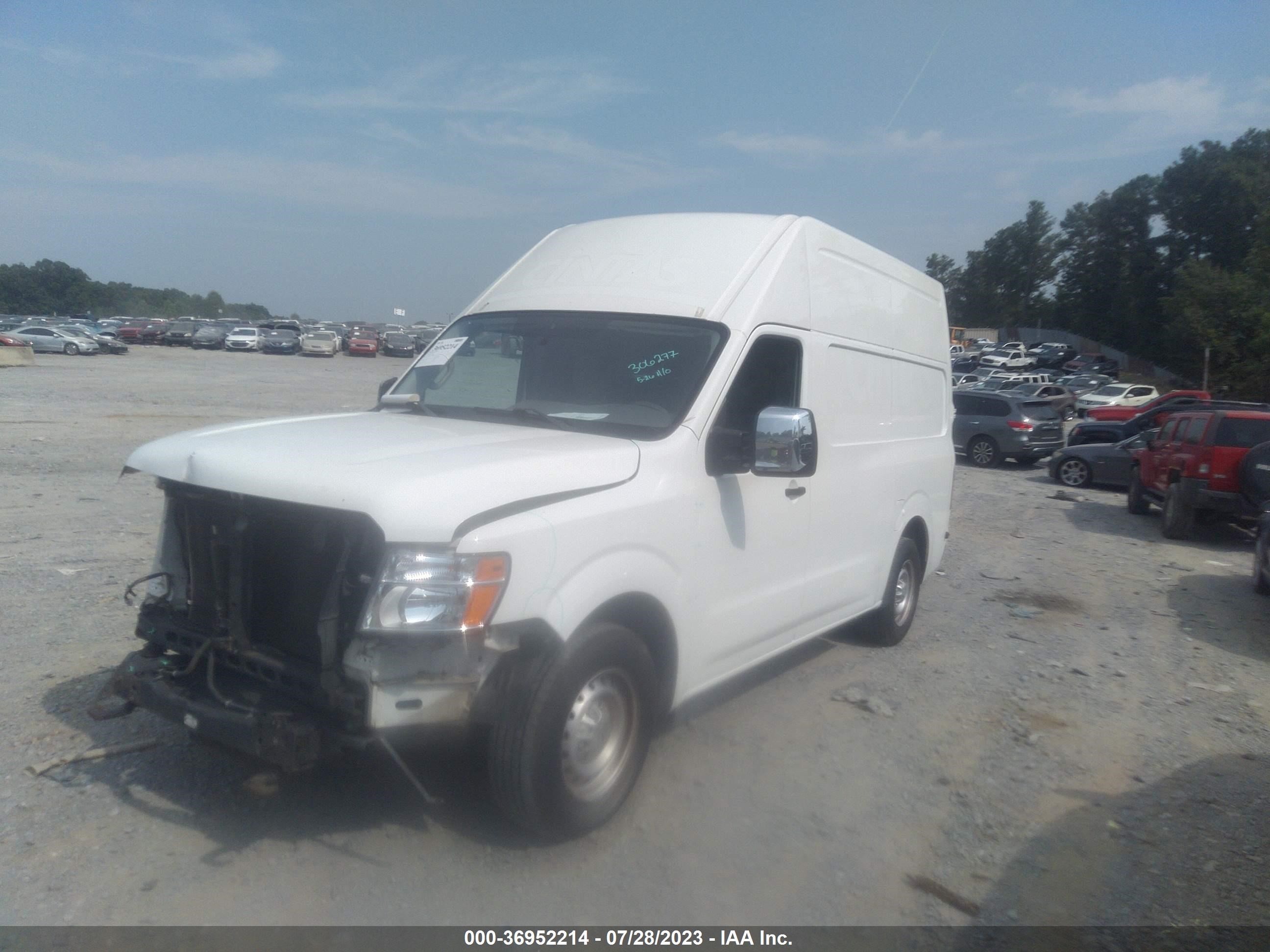 Photo 1 VIN: 1N6AF0LX7EN103130 - NISSAN NV 