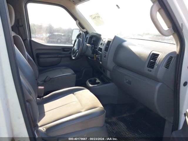 Photo 4 VIN: 1N6AF0LX7FN809483 - NISSAN NV 