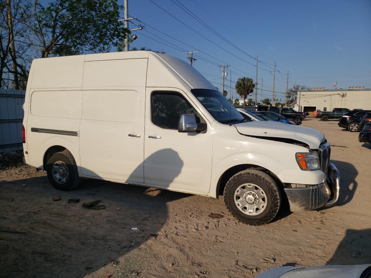 Photo 3 VIN: 1N6AF0LY0CN112595 - NISSAN NV 