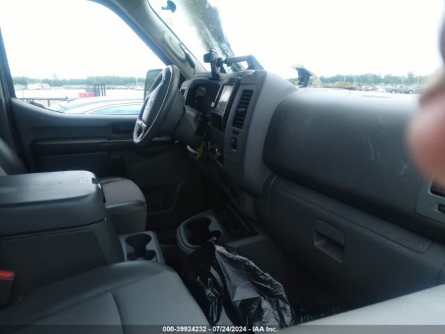 Photo 4 VIN: 1N6AF0LY1KN804475 - NISSAN NV 