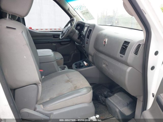 Photo 4 VIN: 1N6AF0LY3MN800544 - NISSAN NV CARGO NV2500 HD 