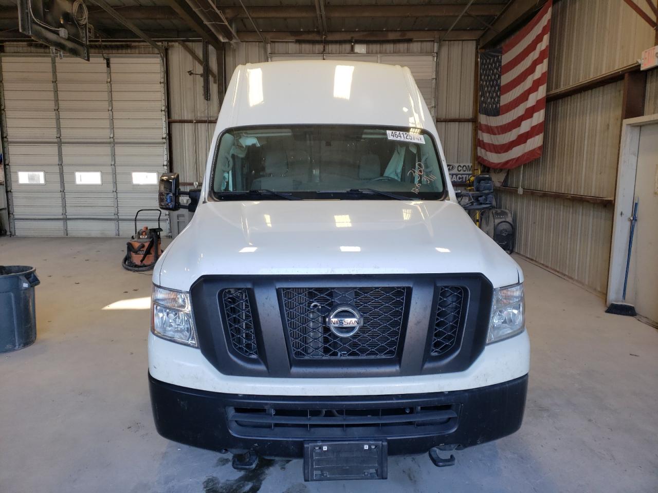 Photo 4 VIN: 1N6AF0LY3MN800835 - NISSAN NV 