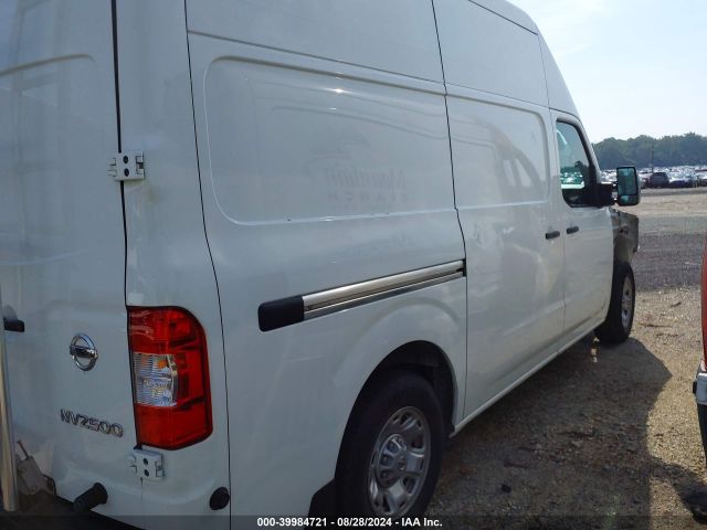 Photo 3 VIN: 1N6AF0LY3MN802861 - NISSAN NV 