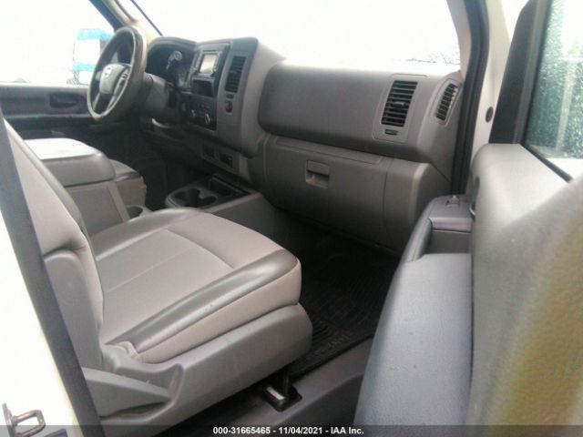 Photo 4 VIN: 1N6AF0LY6HN809812 - NISSAN NV 