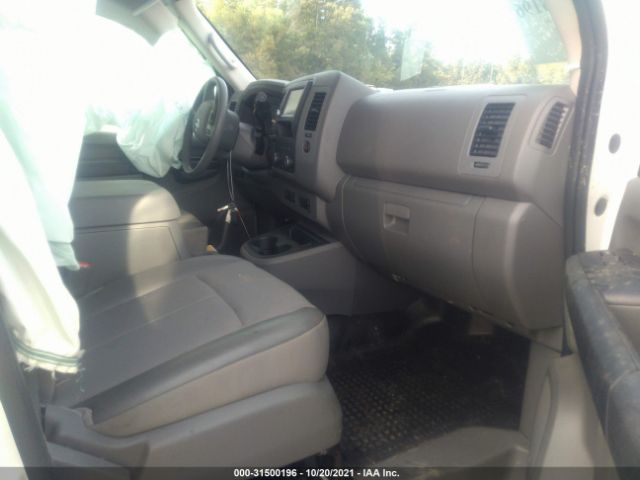 Photo 4 VIN: 1N6AF0LY6MN806693 - NISSAN NV CARGO 