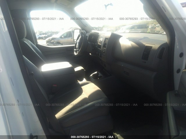 Photo 4 VIN: 1N6AF0LY7HN802545 - NISSAN NV CARGO 