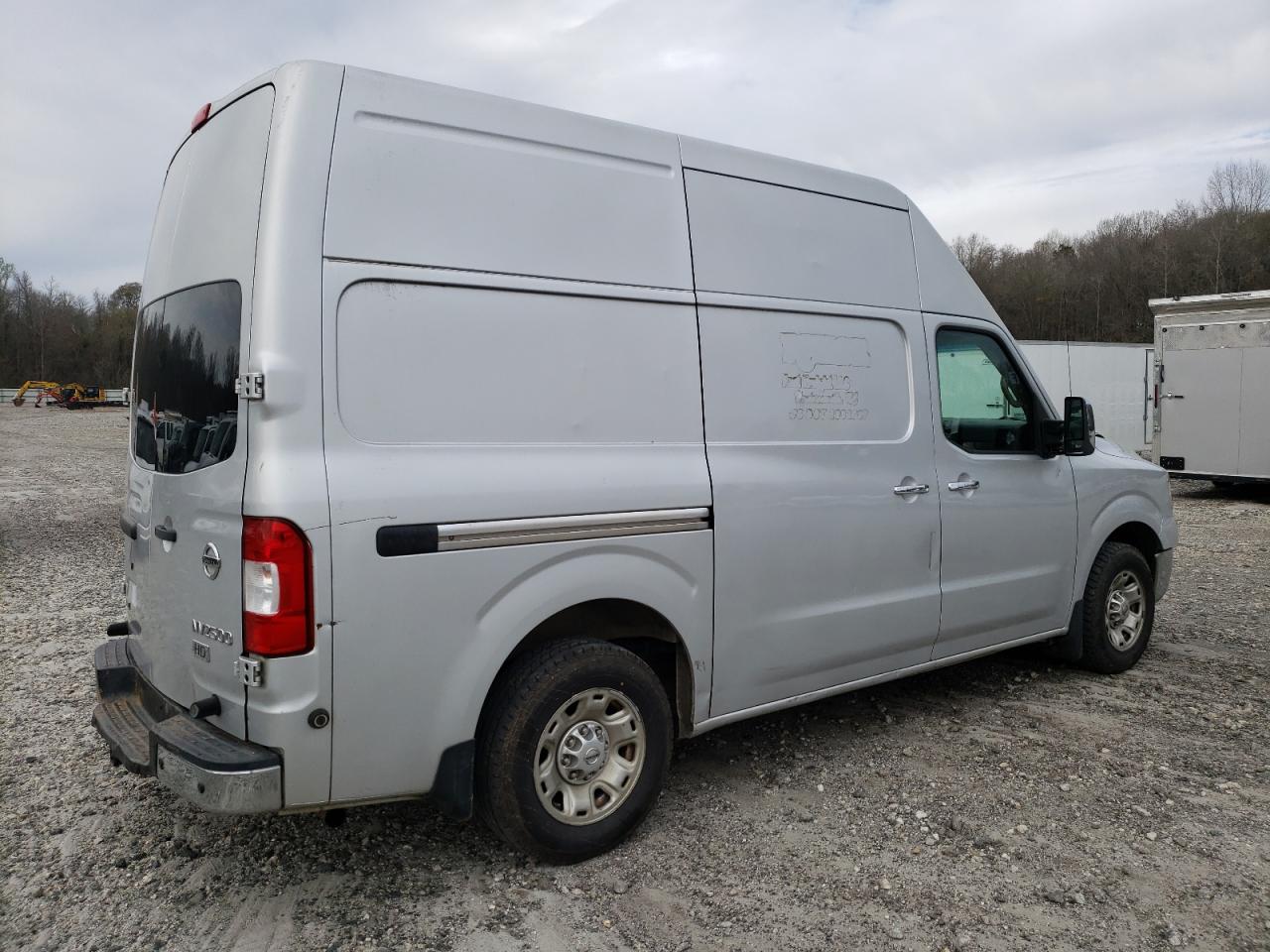 Photo 2 VIN: 1N6AF0LY8CN116667 - NISSAN NV 