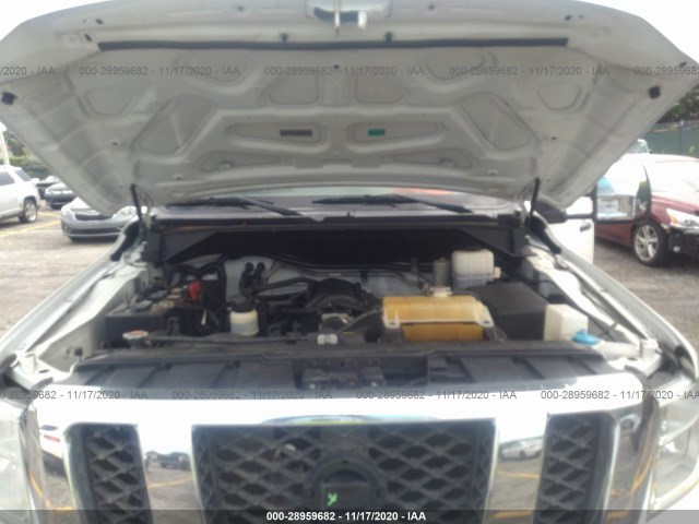 Photo 9 VIN: 1N6AF0LY8DN106559 - NISSAN NV 