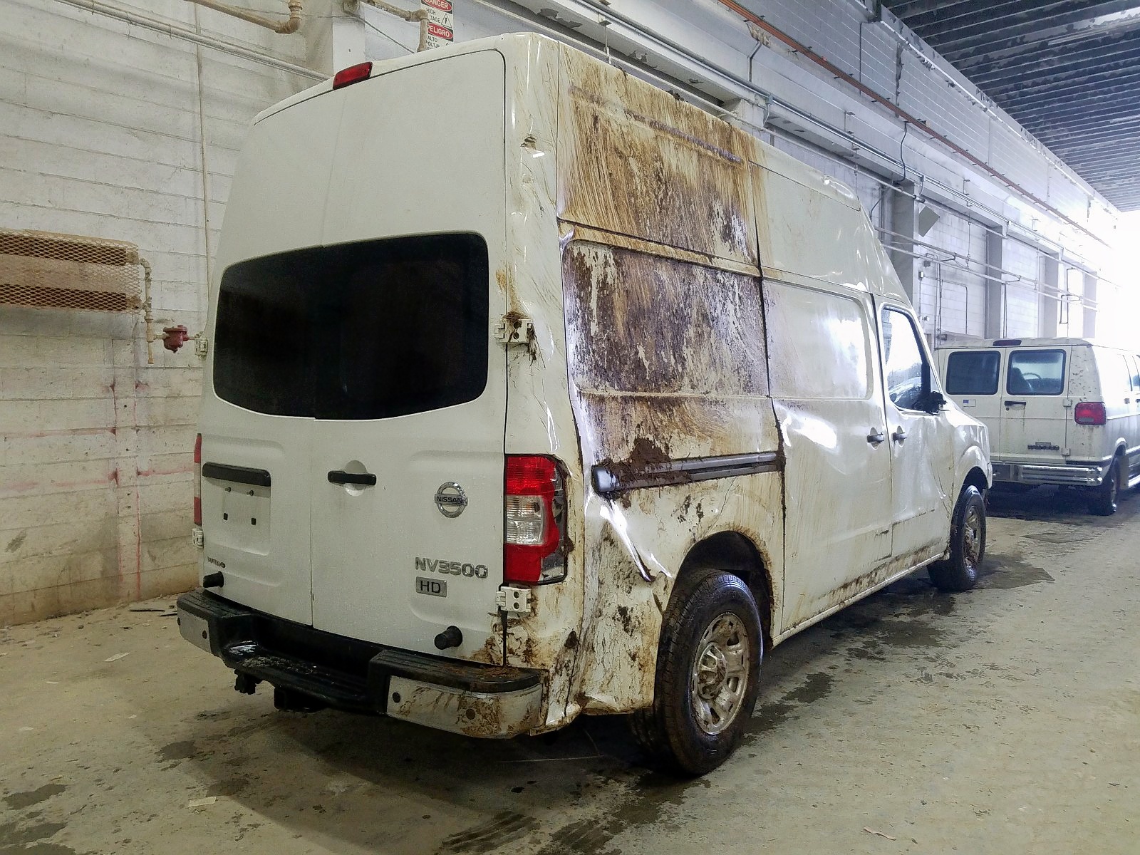 Photo 3 VIN: 1N6AF0LY9DN108739 - NISSAN NV 2500 