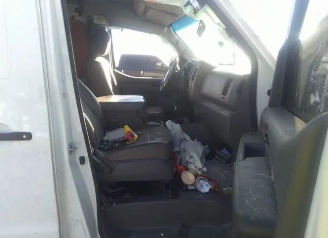 Photo 4 VIN: 1N6AF0LYXKN811599 - NISSAN NV CARGO 