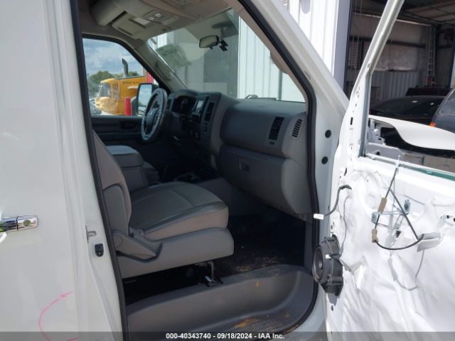 Photo 4 VIN: 1N6AF0LYXLN804993 - NISSAN NV 