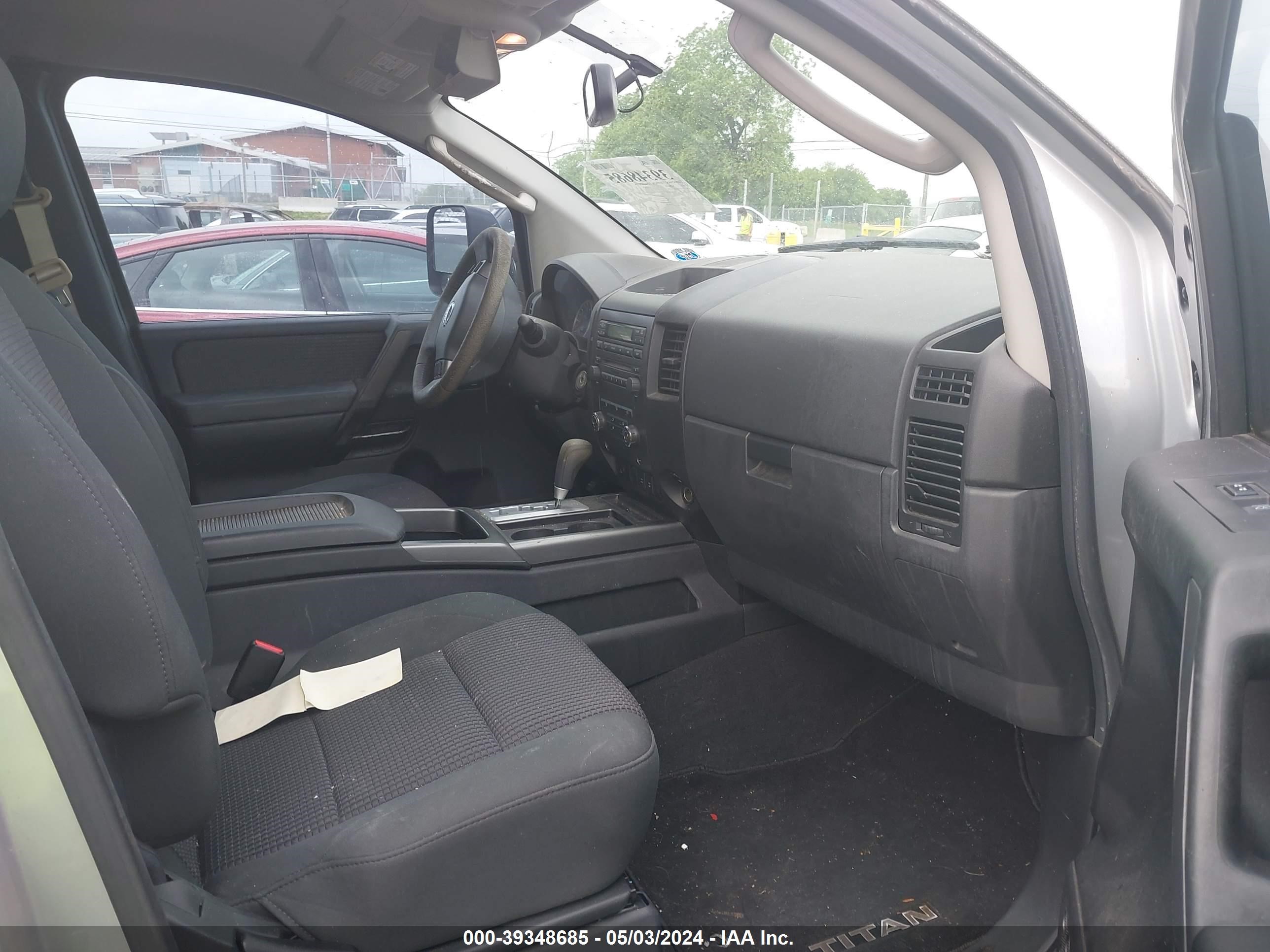 Photo 4 VIN: 1N6BA06A19N311214 - NISSAN TITAN 