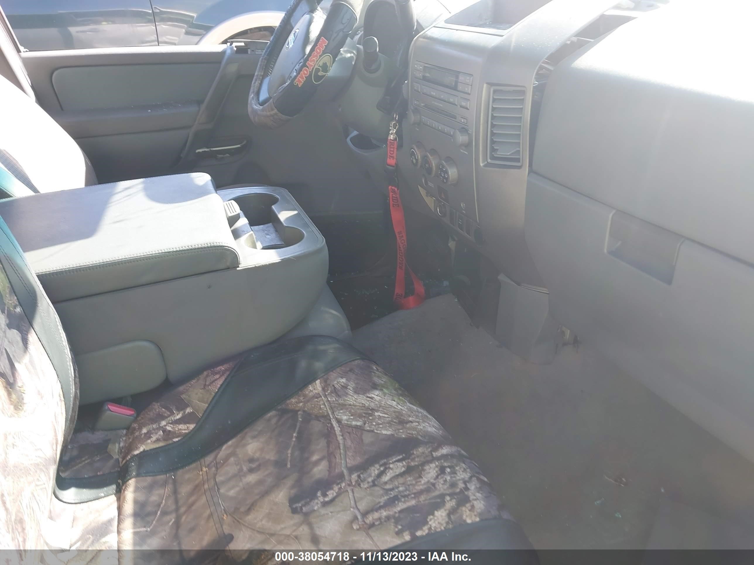 Photo 4 VIN: 1N6BA06A46N525240 - NISSAN TITAN 