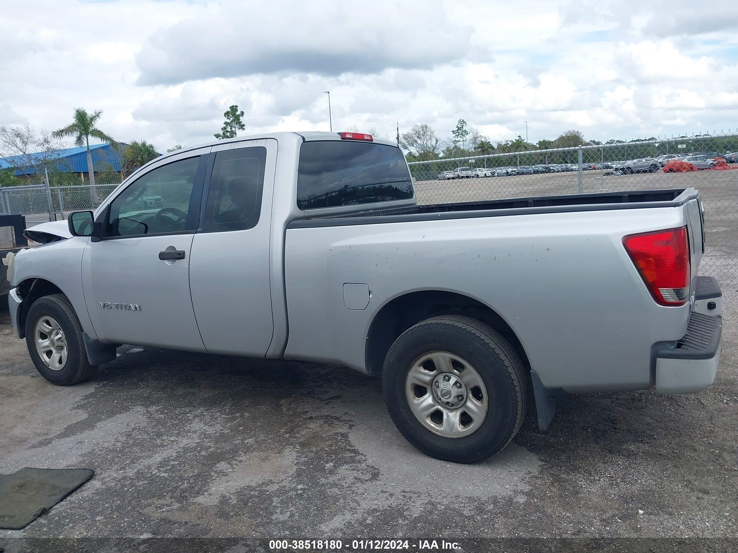 Photo 13 VIN: 1N6BA06A67N240427 - NISSAN TITAN 